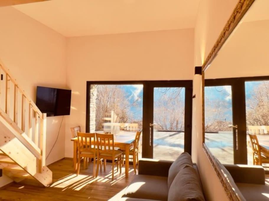 Chic Small New Apartment Up To 4 People, Pets Allowed ランス エクステリア 写真